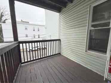 Room in 2BR – Move in May