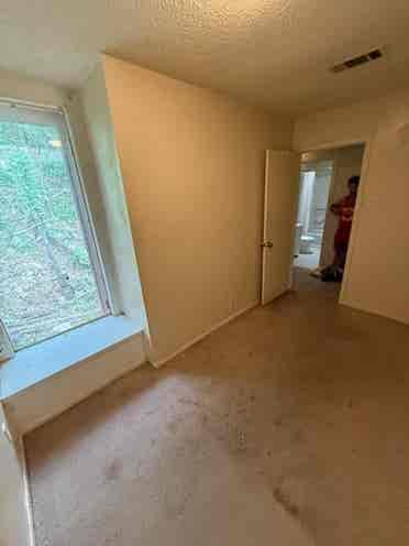 Room Across St of Barton Springs