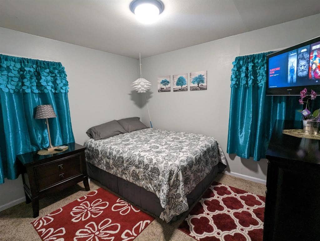 Room available!