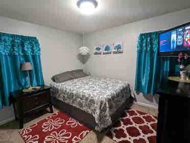 Room available!
