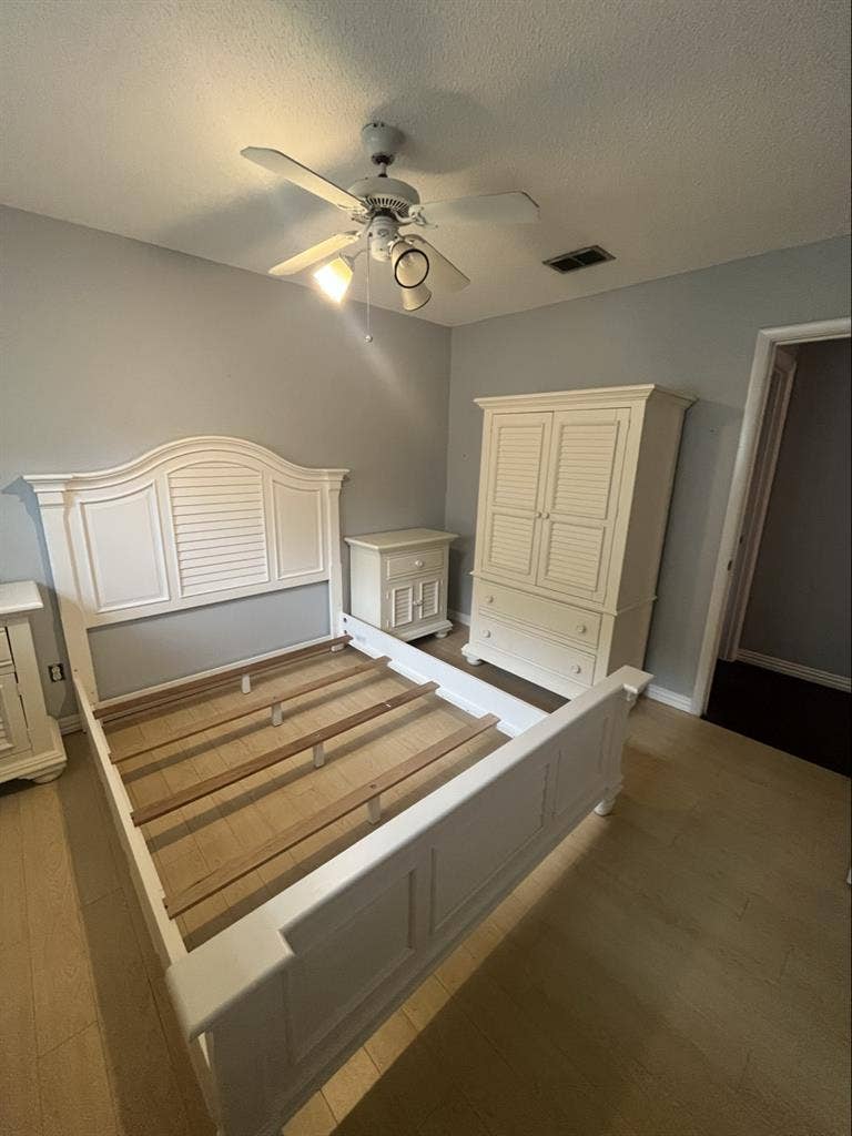 Furnished room with private office.