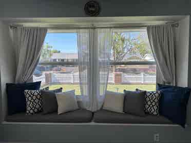 Bright & Peaceful room very cozy
