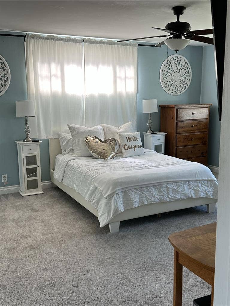 Bright & Peaceful room very cozy