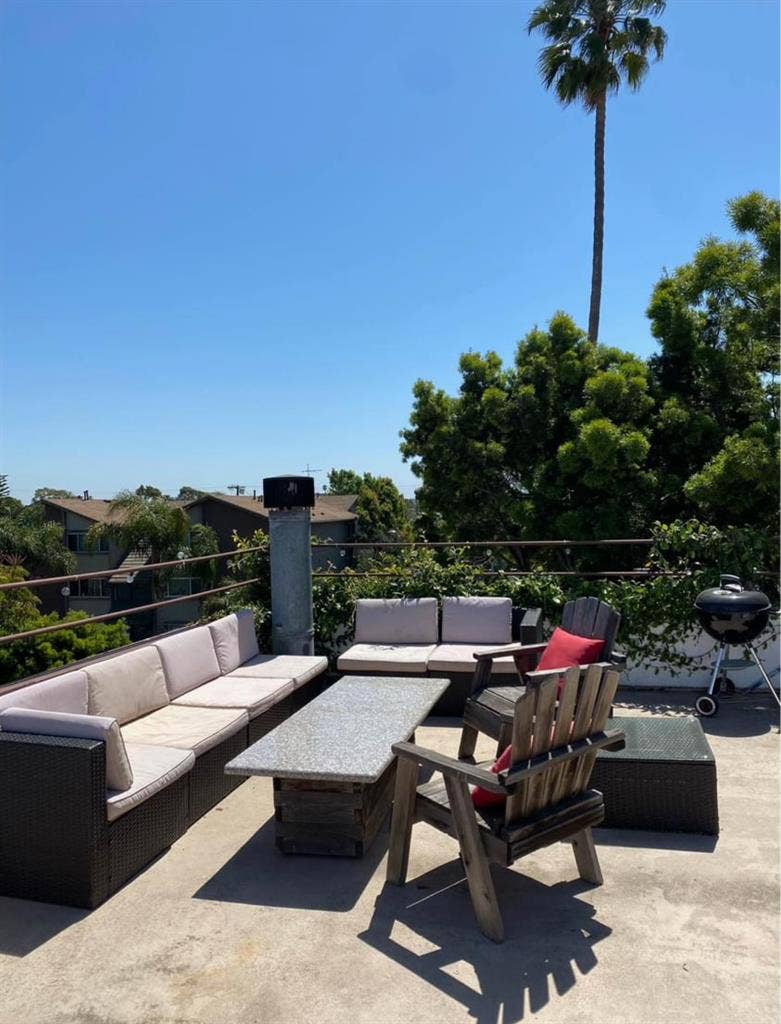 Furnished room, private bath & roof