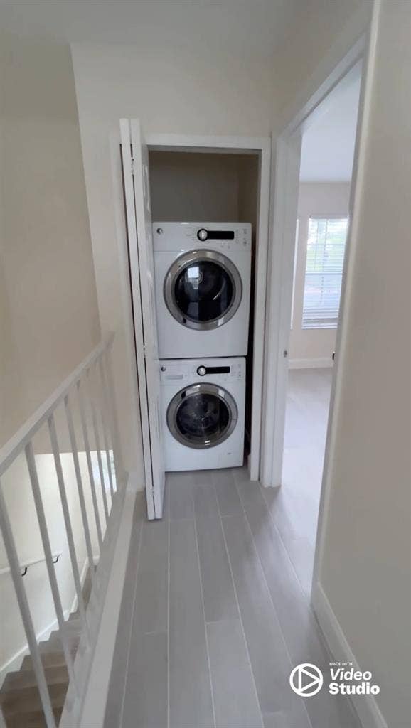 Priv.Bath!! All Included Wmn Only