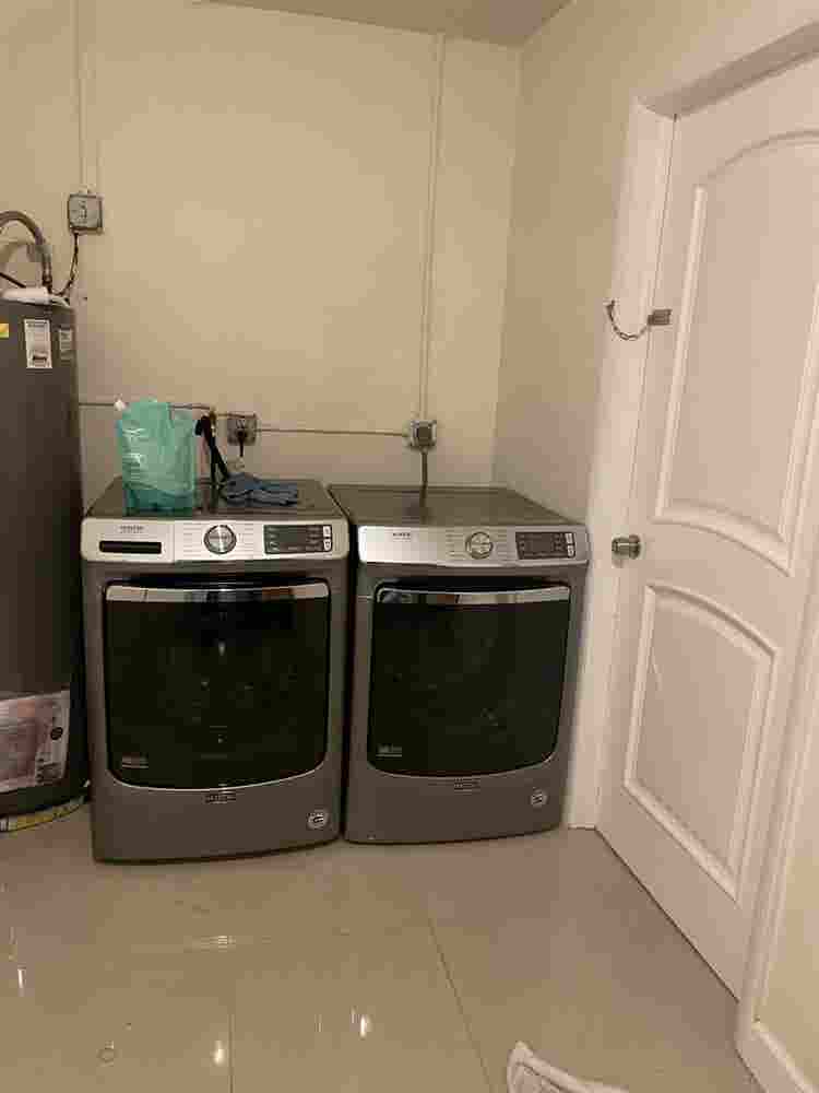 “Room Available in Spacious House