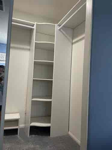 Large BR SCV Walkin-closet Bath