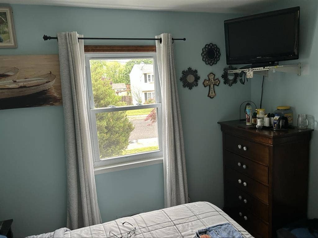 Room shared house Brick NJ