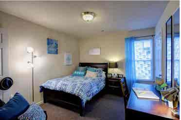 1 bedroom with private bath
