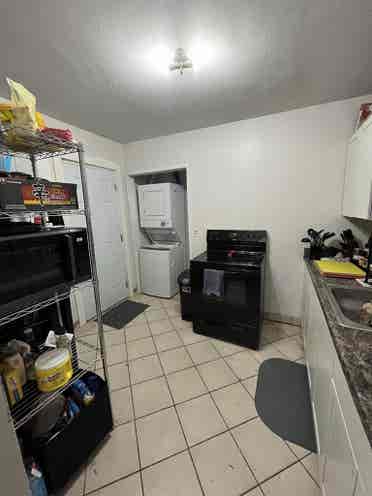 Room for rent in Riverside