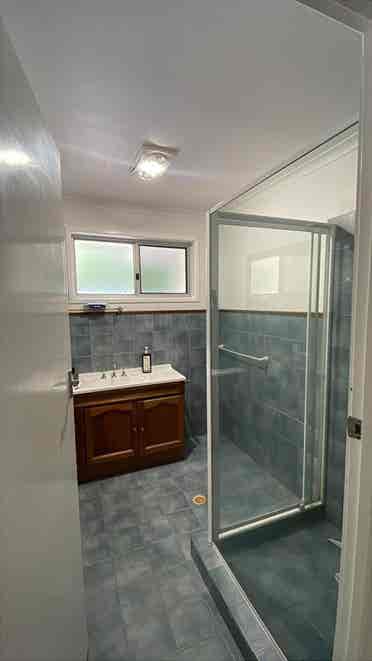 Room with queen size for couple
