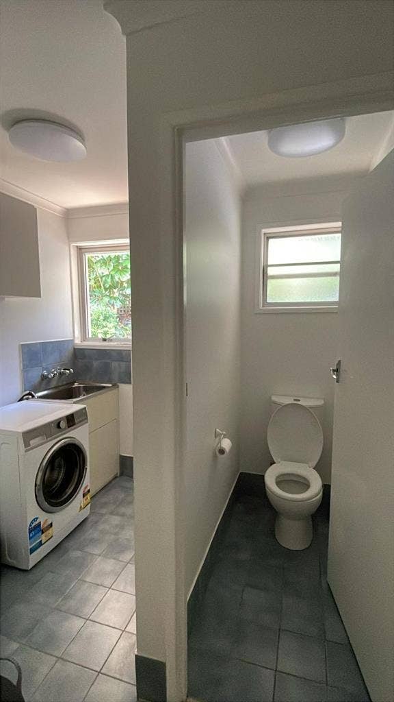 Room with queen size for couple
