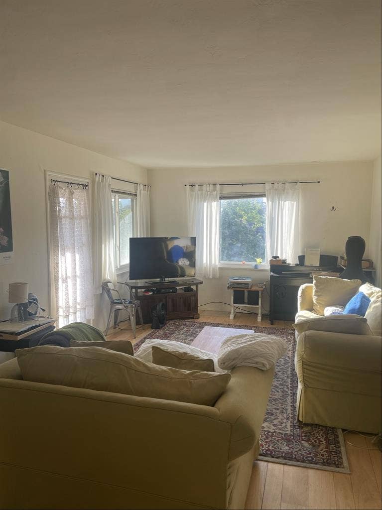 Private room for rent
