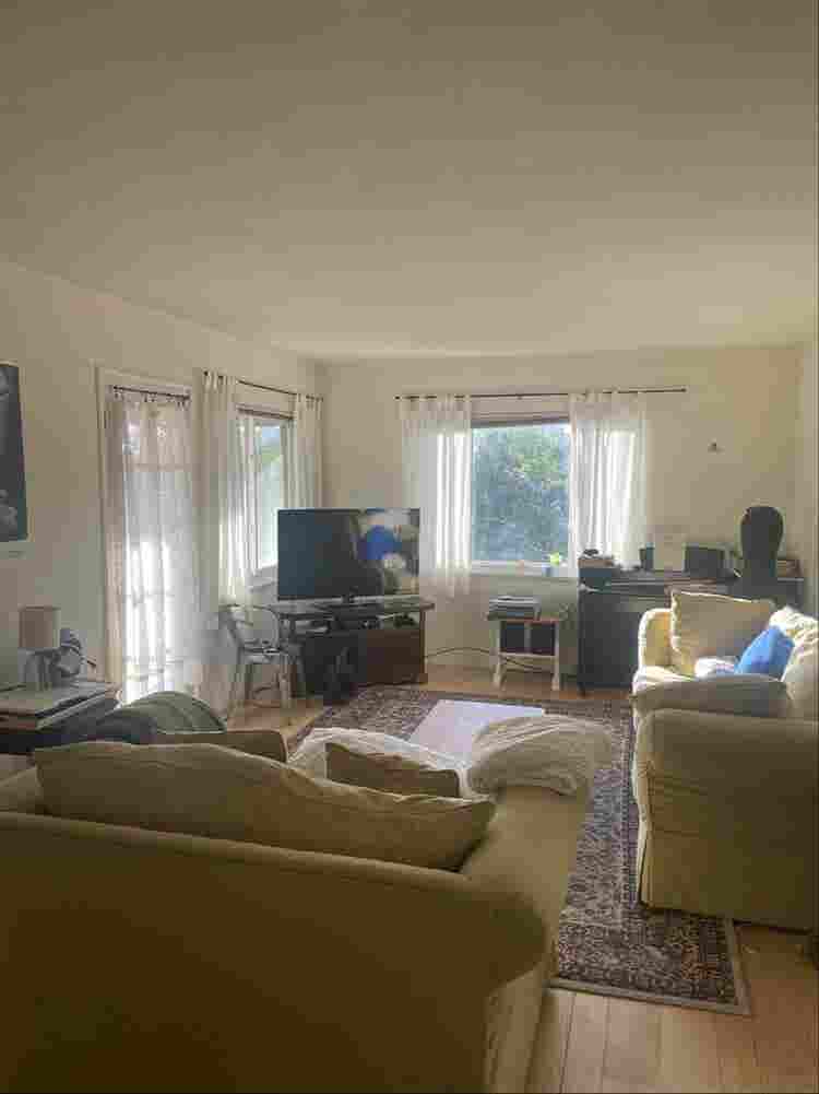 Private room for rent