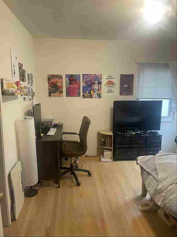 Private room for rent