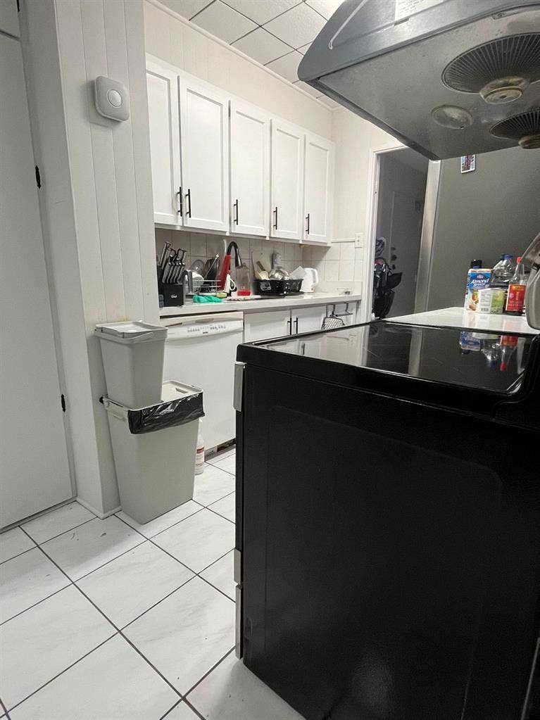 Furnished room - great location