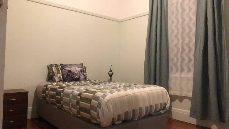 $ p/w
Room for rent Kensington