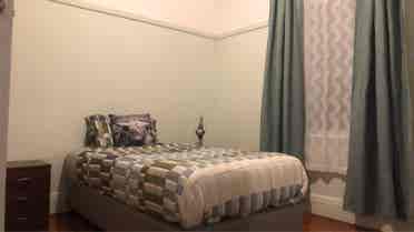 $  p/w 
Room for rent Kensington