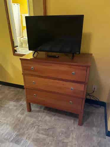 Free Housing Share w/ Single Female