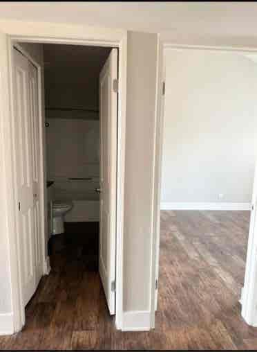 Private room w/bath in Calabasas