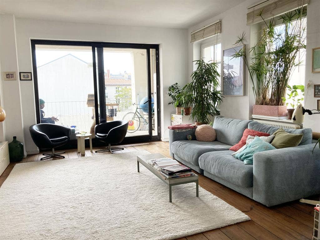 ROOM EXCHANGE + Berlin Amsterdam +