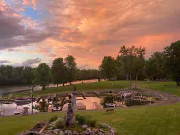 Grenadier Village 9 month sublet