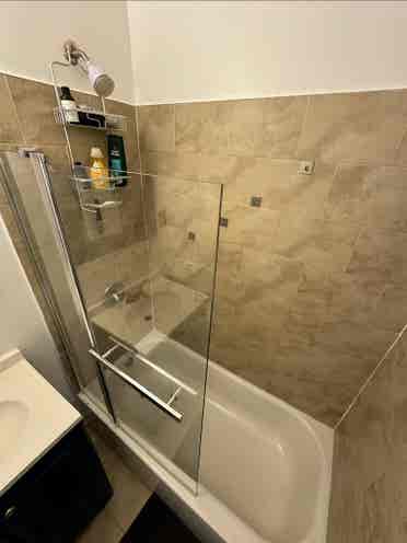 Condo rm available utl incl.