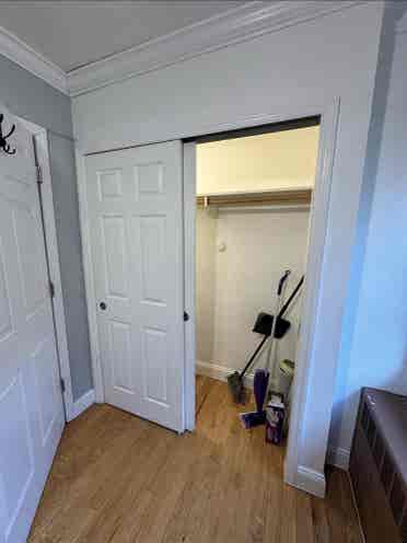 Condo rm available utl incl.