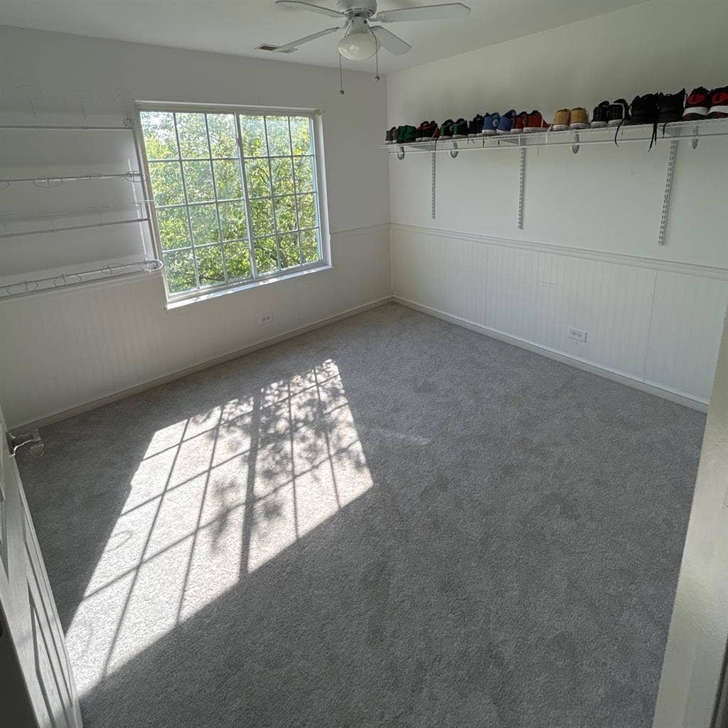 1 Private Room & Private Bathroom!