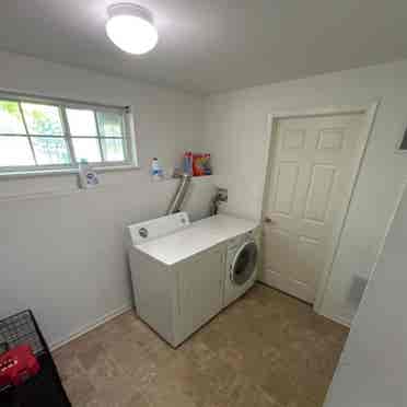 1 Private Room & Private Bathroom!