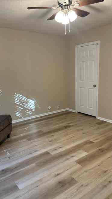 Large 
Room for rent all inclusive