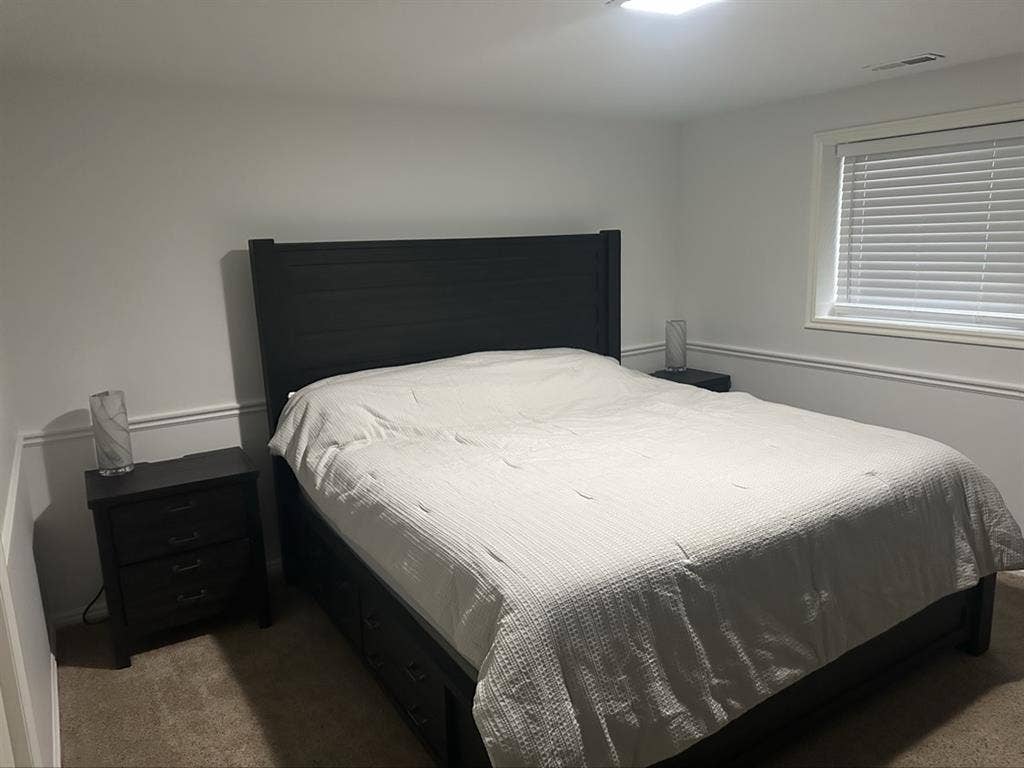 Furnished bedroom for rent