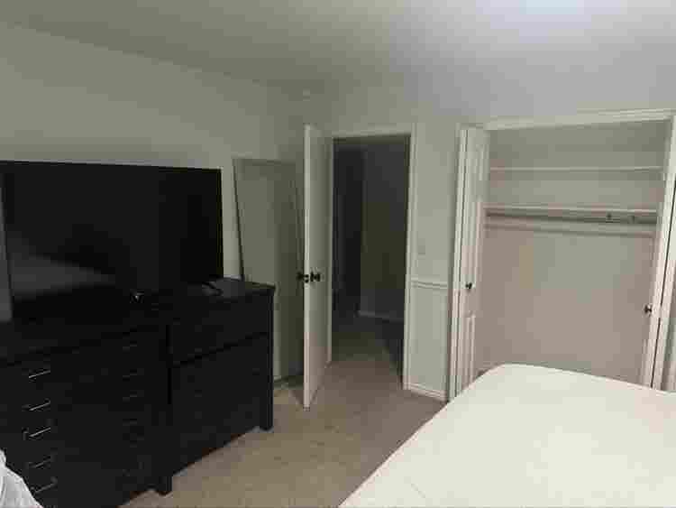 Furnished bedroom for rent
