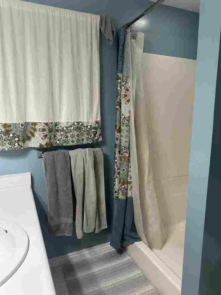 Furnished bedroom for rent