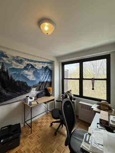 Large Bedroom w/Bathroom and Office