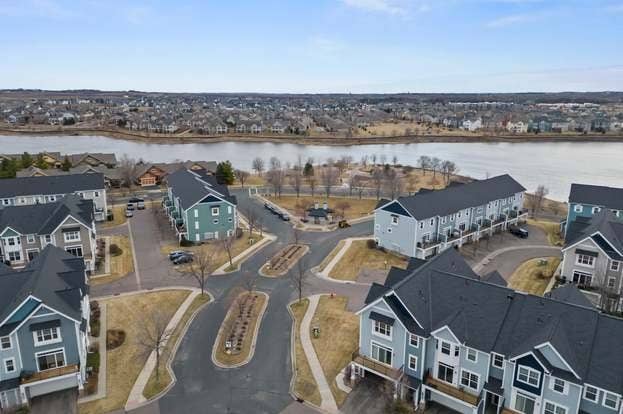 Roommate for Luxury House by Lake