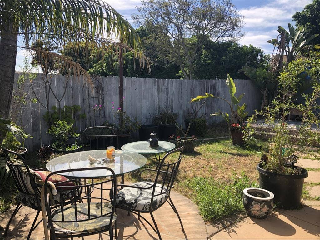 Large room for rent in Clairemont