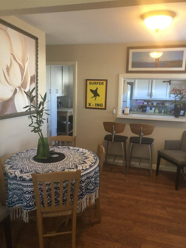 Large room for rent in Clairemont