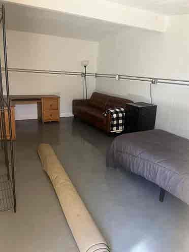 Large room for rent in Clairemont