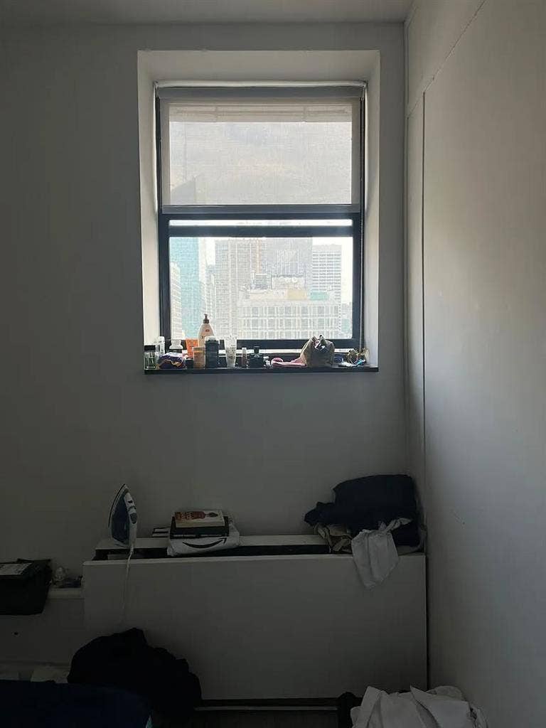 Room w/ Beautiful View MidtownSouth
