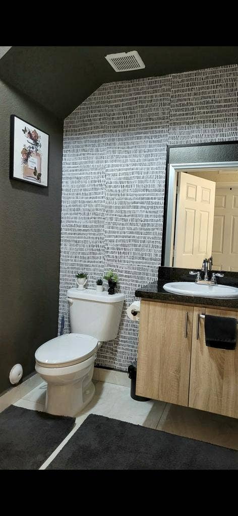 Furnished room with own Bathroom