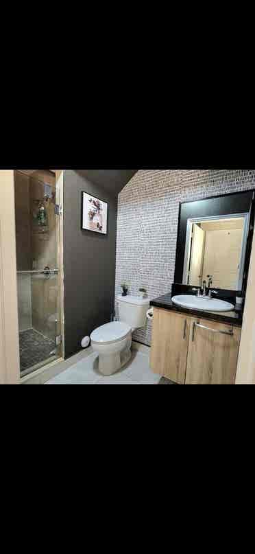 Furnished room with own Bathroom