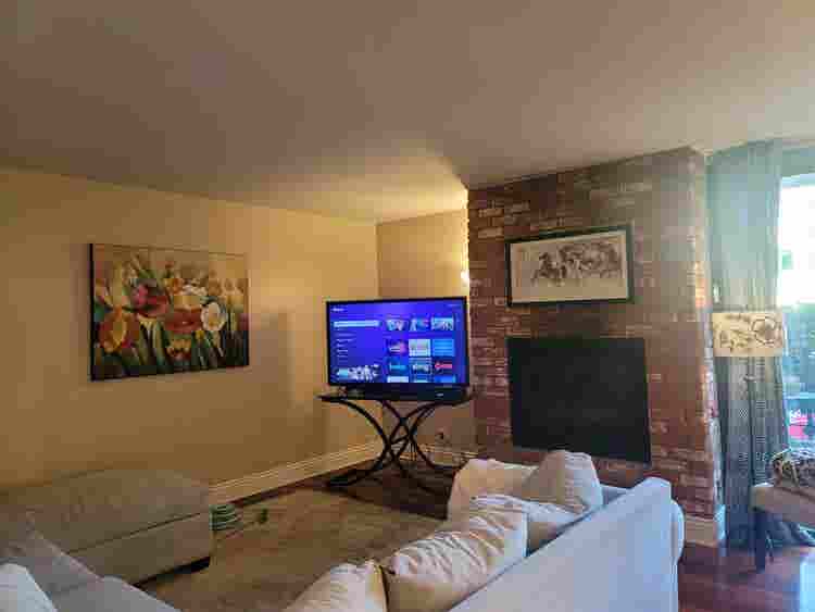 Room/Pvt Bath Available August 1