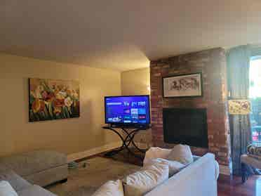 Room/Pvt Bath Available August 1