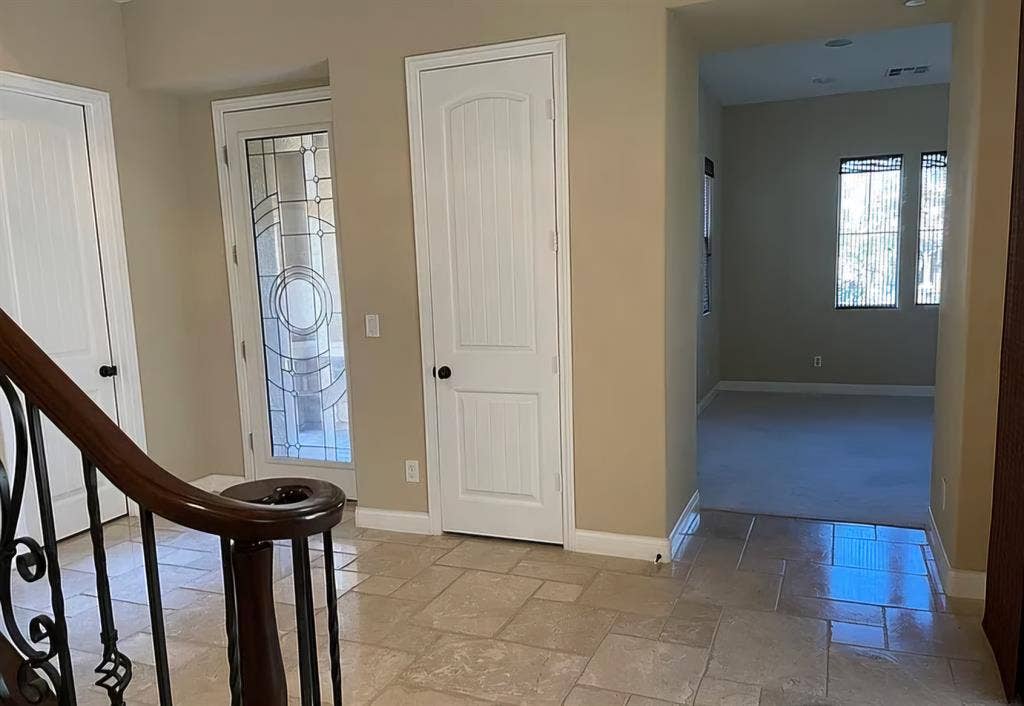 South Henderson Room for Rent