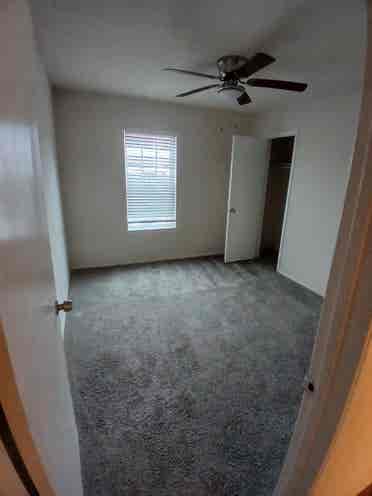 ROOM FOR RENT, abercon St, Savannah