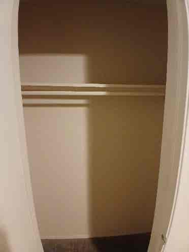 ROOM FOR RENT, abercon St, Savannah