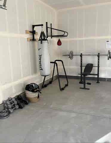 3BR Townhome Near DIA – $/mo
