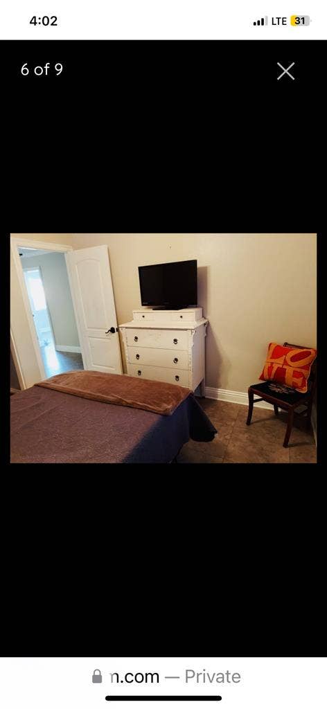 Furn rm w/extra room & private ba