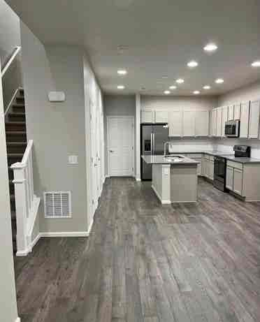 $ – Private Room w/ Shared Bath